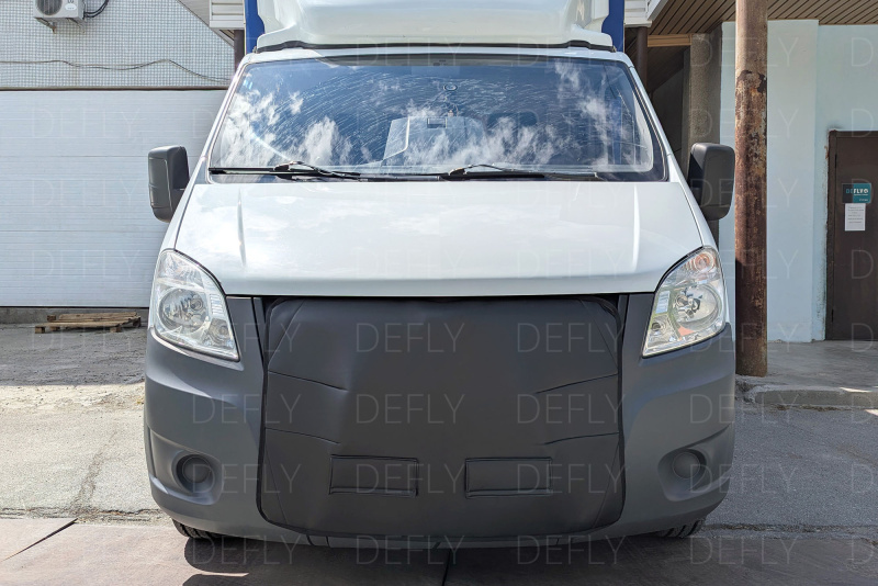 Утеплитель радиатора универсальный, размер M, экокожа черная 