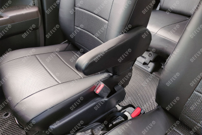Чехлы на сиденья Toyota Tank/Roomy, Daihatsu Thor, Subaru Justy, 2016-2020, без спинок-столиков, экокожа черная