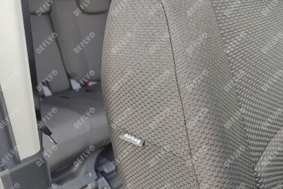 Чехлы на сиденья Toyota Tank/Roomy, Daihatsu Thor, Subaru Justy, 2016-2020, вырезы для столиков, жаккард