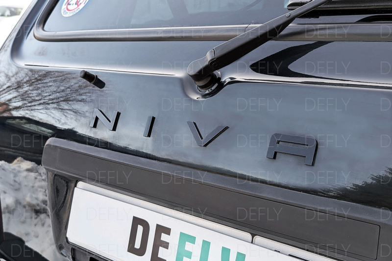 Шильдик надпись "NIVA"