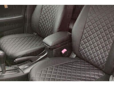 Чехол на центральный подлокотник переднего ряда Toyota Corolla Fielder (E120), 2000-2006, экокожа черная, 1 шт