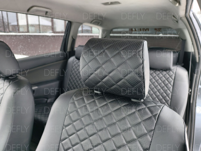 Чехлы на сиденья Toyota Wish (XE10), 2003-2009, 7 мест, экокожа черная/ромб перфорация