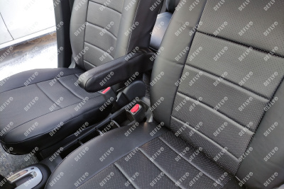 Чехлы на сиденья Nissan Note (E11), 2005-2007, правый руль, спинка 2 ряда раздельная, экокожа черная