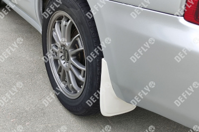 Брызговики универсальные белые, комплект