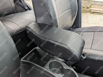 Чехлы на сиденья Лада Нива Тревел, 2020-н.в., экокожа черная
