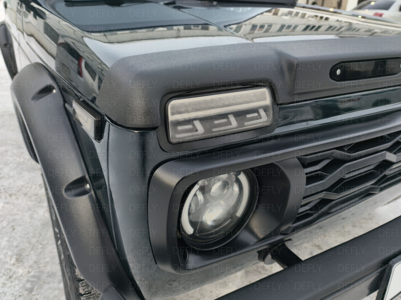 Дефлектор капота Touring Лада Нива 4x4, с фонарями LED