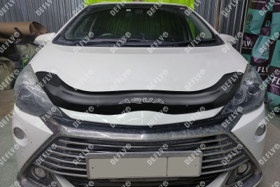 Дефлектор капота NEOFIX Toyota Aqua (P10), 2011-2017