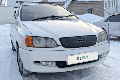 Утеплитель радиатора для Toyota Ipsum (SXM10), 1998-2001, рестайлинг, экокожа черная 