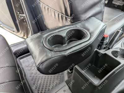 Чехлы на сиденья Лада Нива Тревел, 2020-н.в., экокожа черная