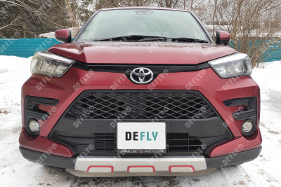 Утеплитель радиатора для Toyota Raize, 2019-н.в., экокожа черная 